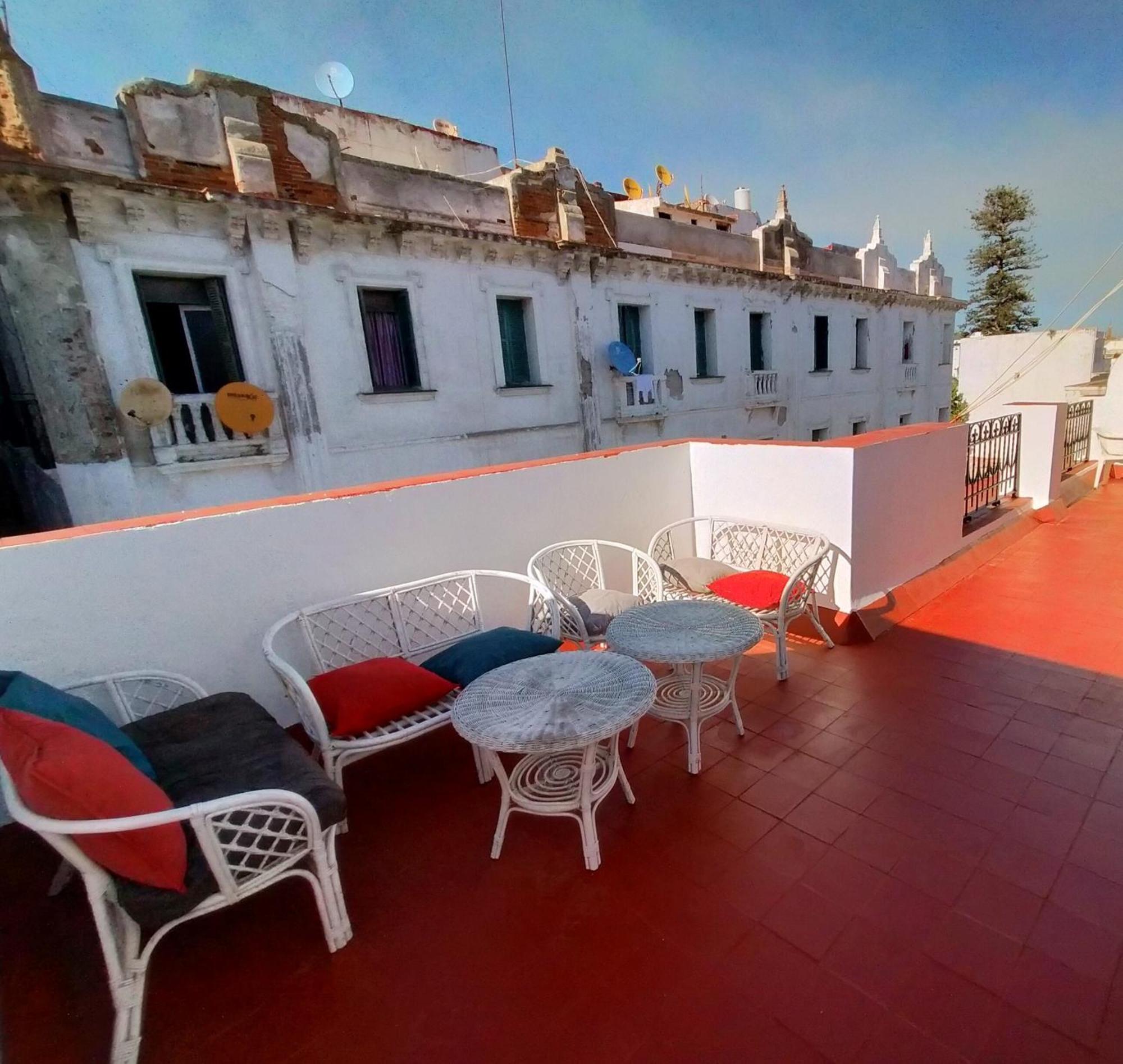Joli Appart Avec Terrasse Au Centre Ville Tétouan Exterior foto