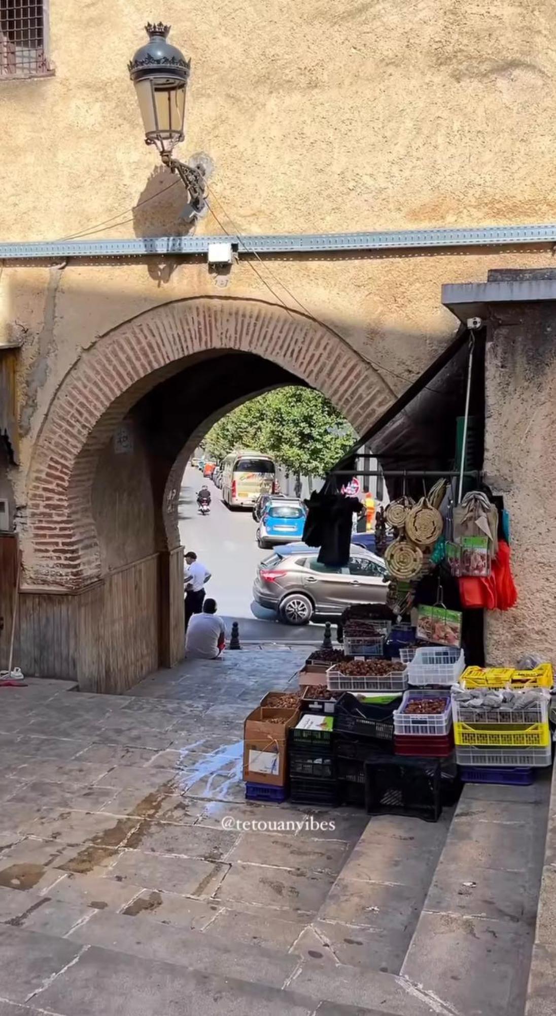 Joli Appart Avec Terrasse Au Centre Ville Tétouan Exterior foto