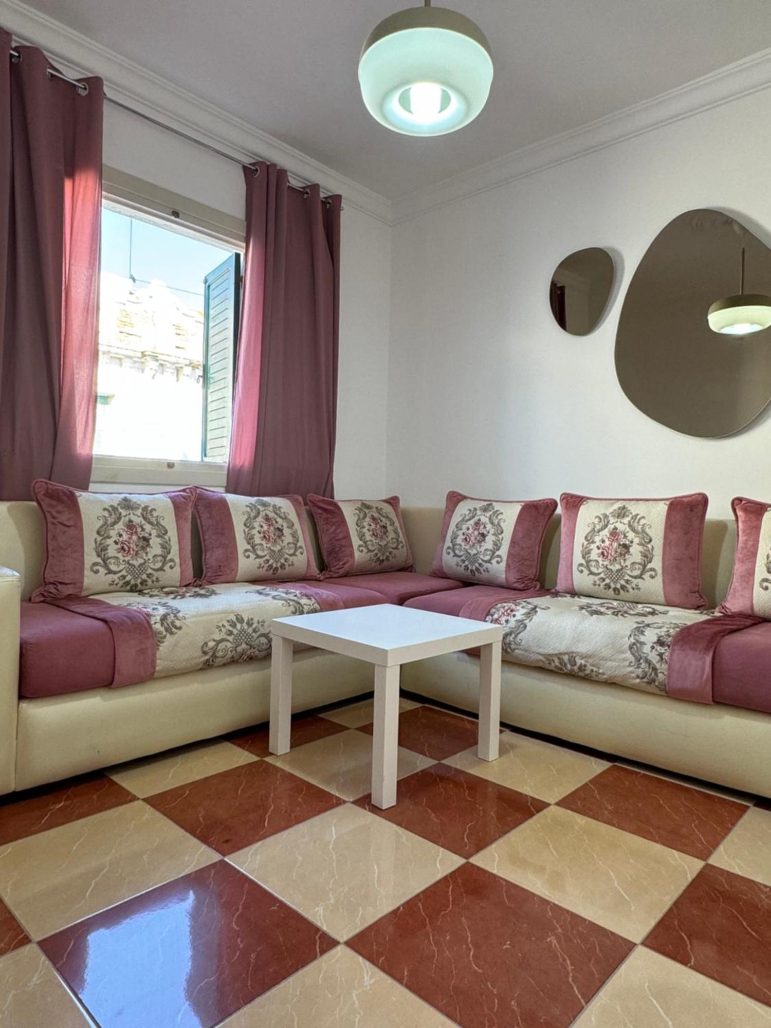 Joli Appart Avec Terrasse Au Centre Ville Tétouan Exterior foto